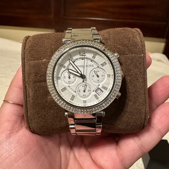 Michael Kors Watch - Picture 1 of 5